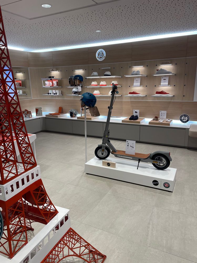 image podium CIBOX pour trottinettes